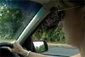 Mevrouw heeft de verkeerde pook te pakken